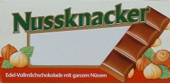 Nussknacker edel vollmilchschokolade mit ganzen nussen